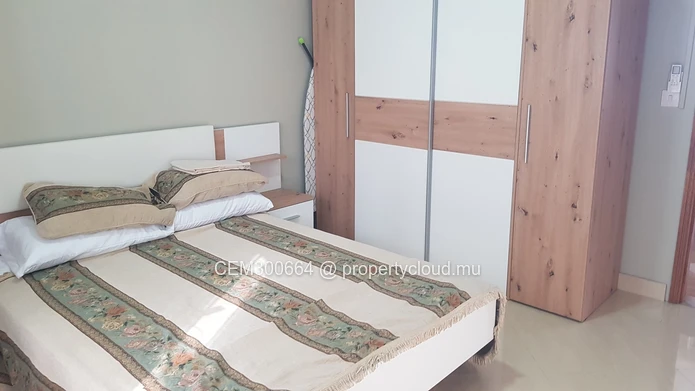  Furnished ground-floor apartment for rent – Trou aux Biches