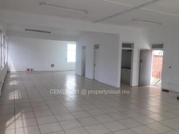 For rent commercial space of 2000p2 near the royal road at Rose Hill