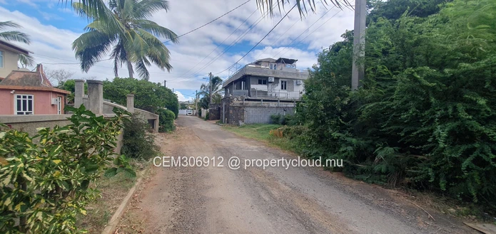 Land for Sale – Albion | 9.49 perches | Walking Distance to the Beach