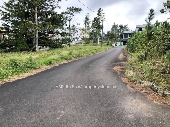 Residential Plot for Sale in Pinewood Garden Wooton
