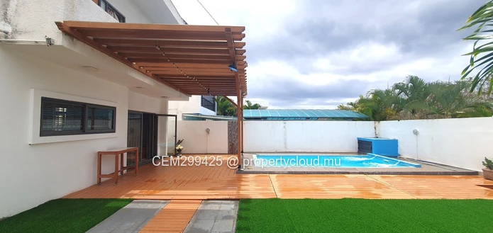 Furnished Villa with Private pool for Rent in Flic en Flac