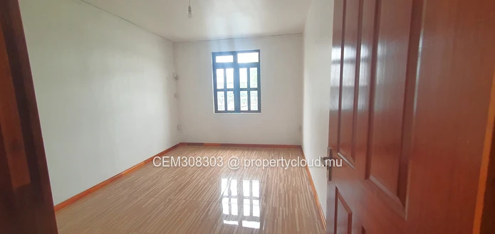 House for Sale – Rose Hill | 8 Bedrooms 