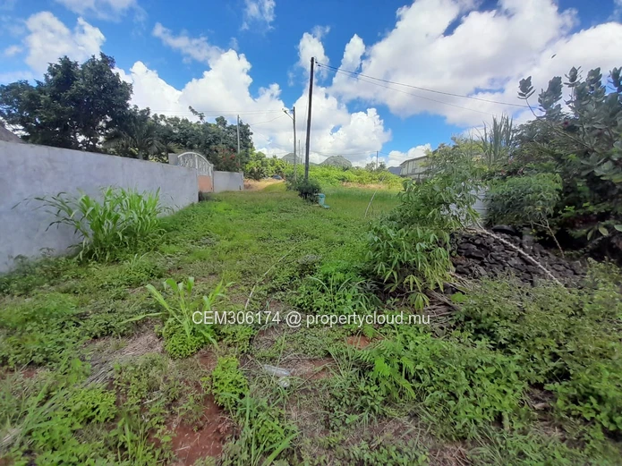 Residential Land for Sale – Montagne Longue 