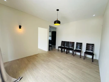 5 Bedroom Villa