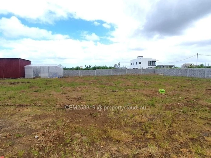 Agricultural land for sale at Mare d'Albert