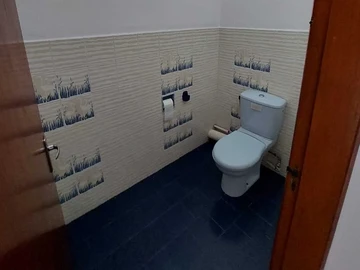 6 Bedroom House