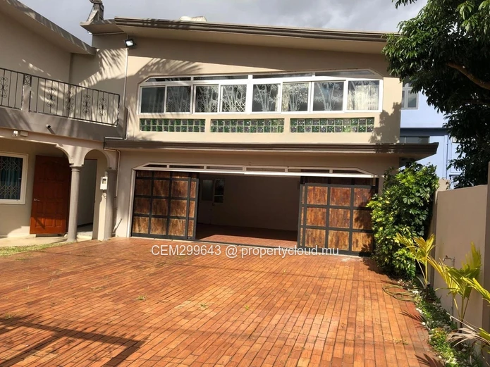  Commercial Space for Rent in the Heart of Mauritius – St. Paul, Vacoas