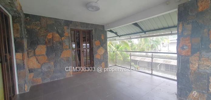 House for Sale – Rose Hill | 8 Bedrooms 