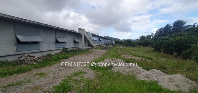 Fully Equipped Poultry Farm For Sale – La Martinière, Chamouny 