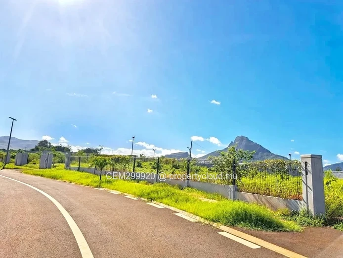 Residential Land for Sale - Magenta parkside - Flic en Flac