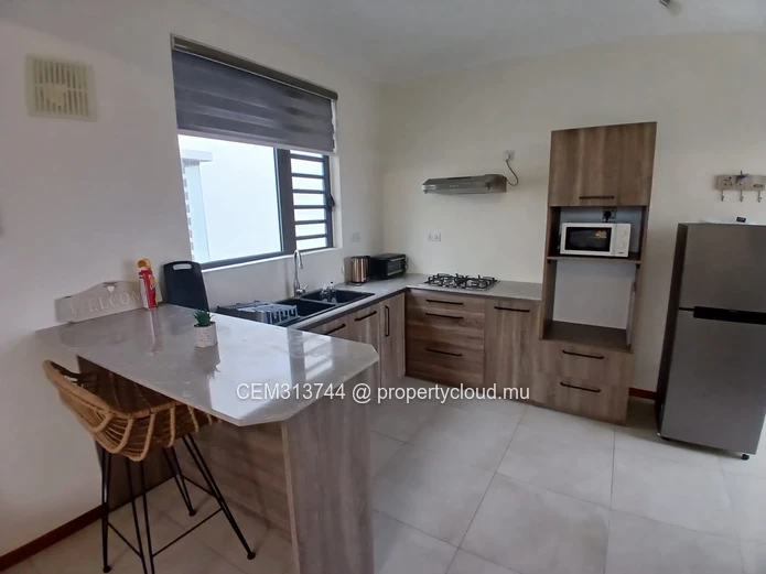  2 Chambres Appartement Meublé à Louer – Mont Choisy 