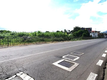 Commercial Land