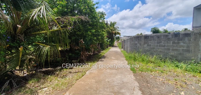 Land for Sale in Gros Billot, New Grove