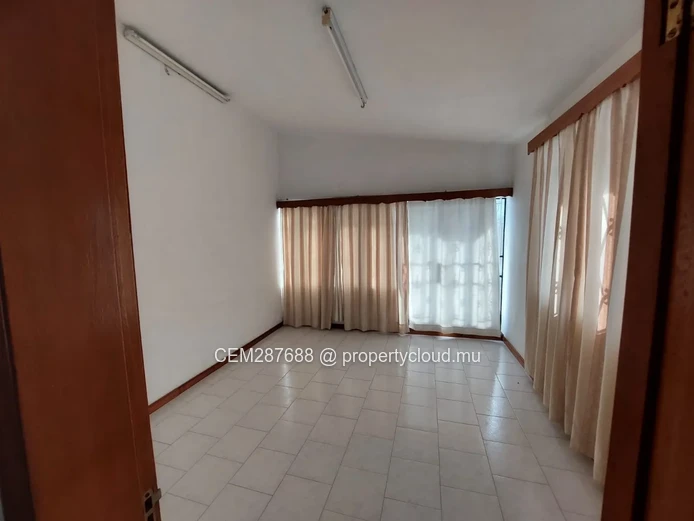 House For Sale In  ward 4 Port Louis 