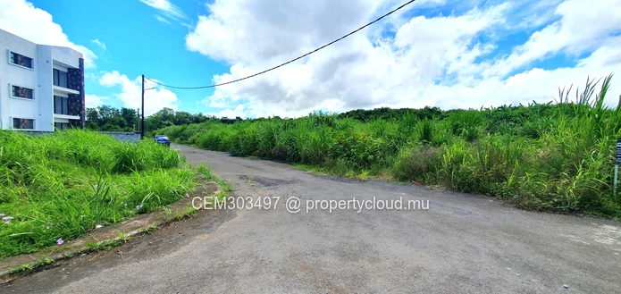 56.15 perch commercial and residential plot for sale – Sodnac, high-rise zone