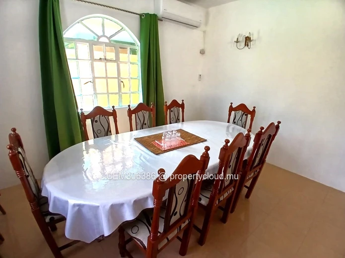 Individual Villa for Rent – Trou aux Biches | 2 Bedrooms 