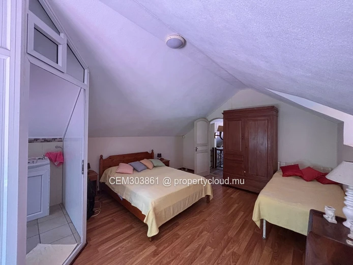 FOR SALE – COUNTRYSIDE ESTATE WITH TOURISM POTENTIAL IN Bras d’Eaux, MAURITIUS