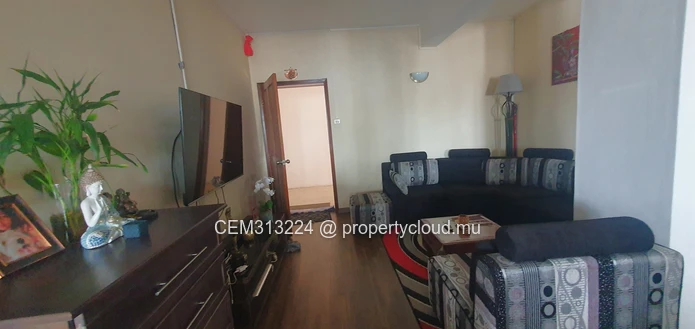 Semi-Furnished Apartment for Sale – Curepipe Town Centre 