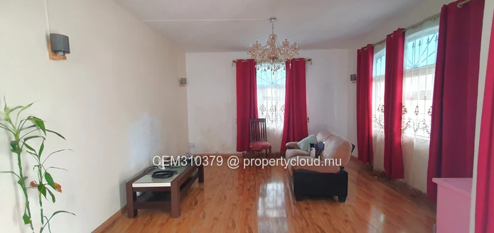 House for Sale – La Caverne, Vacoas 4 Bedrooms 
