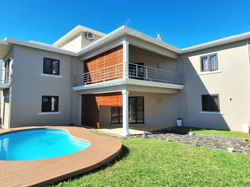 7 Bedroom Villa