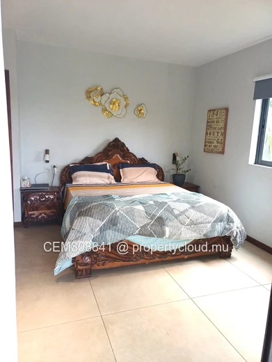 Furnished Studio for Rent – Ebène 