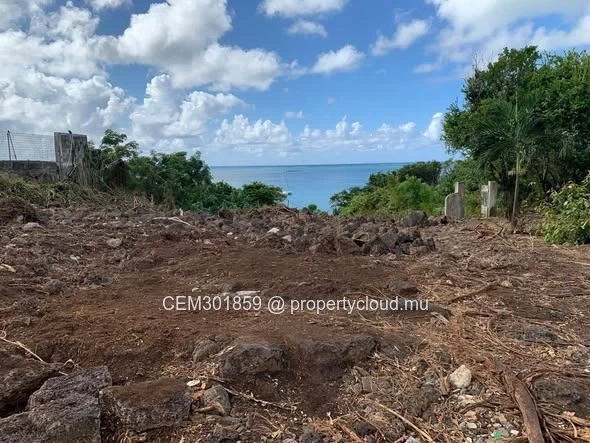Freehold Beachfront Land for Sale – Trou d’Eau Douce