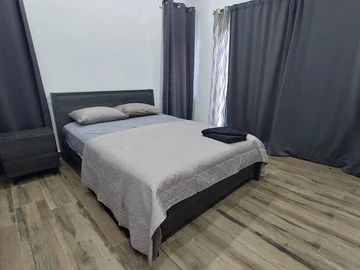 5 Bedroom Villa