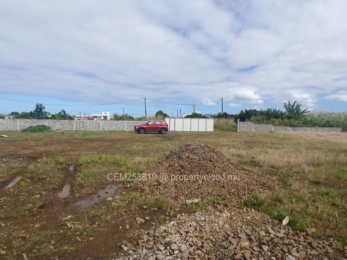 Agricultural land for sale at Mare d'Albert