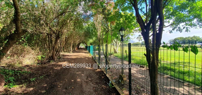 Freehold Residential Land For Sale – Sodnac 