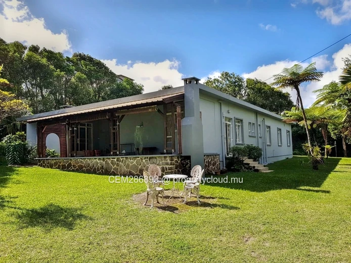 Large Land with Main House & Cottage for Sale - Curepipe