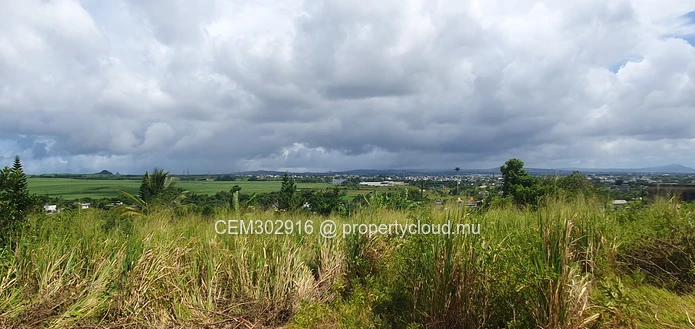 26.29 perches Freehold Residential Land for Sale at La Laura Peter Both