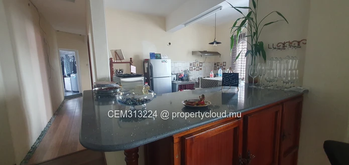Semi-Furnished Apartment for Sale – Curepipe Town Centre 
