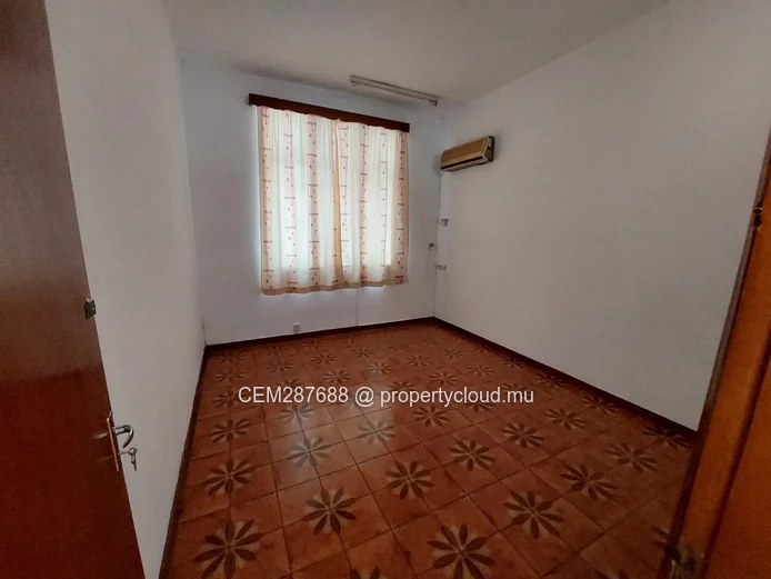 House For Sale In  ward 4 Port Louis 