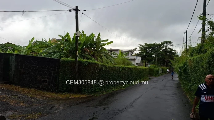 Residential Land for Sale – Chemin Couvent, Curepipe 24 Perches 