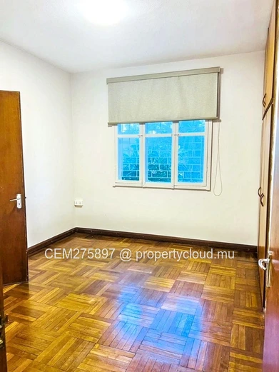 Unfurnished House for Rent in Sodnac – Suitable for Business or Living