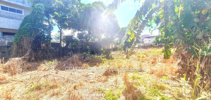 Prime plot along Dr Jeetoo Avenue Stanley Rose Hill