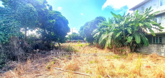 Prime plot along Dr Jeetoo Avenue Stanley Rose Hill