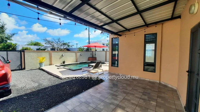 Elegant 4-Bedroom House With A Swimming Pool For Rent In Trou d’Eau Douce