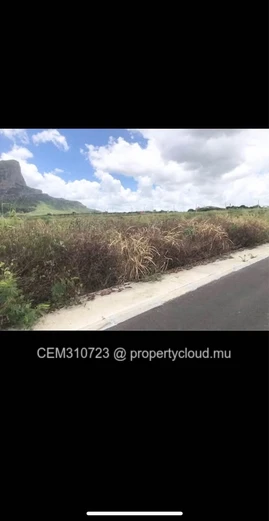 Residential Land for Sale – Lotissement Pierrefonds, 9.66 Perches
