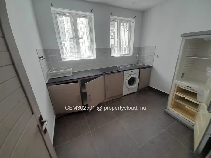 18-bedroom mini hotel for sale in Pereybere